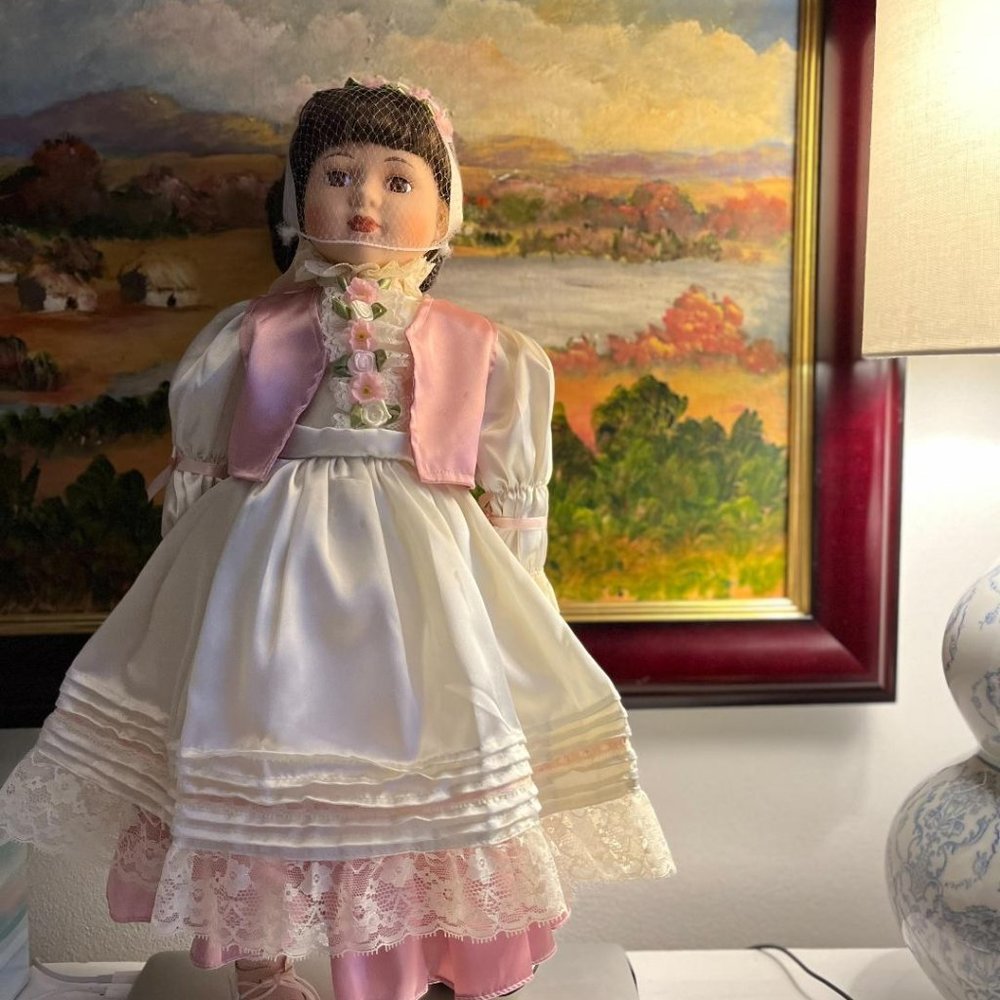 Beautiful Like-New Porcelain Doll